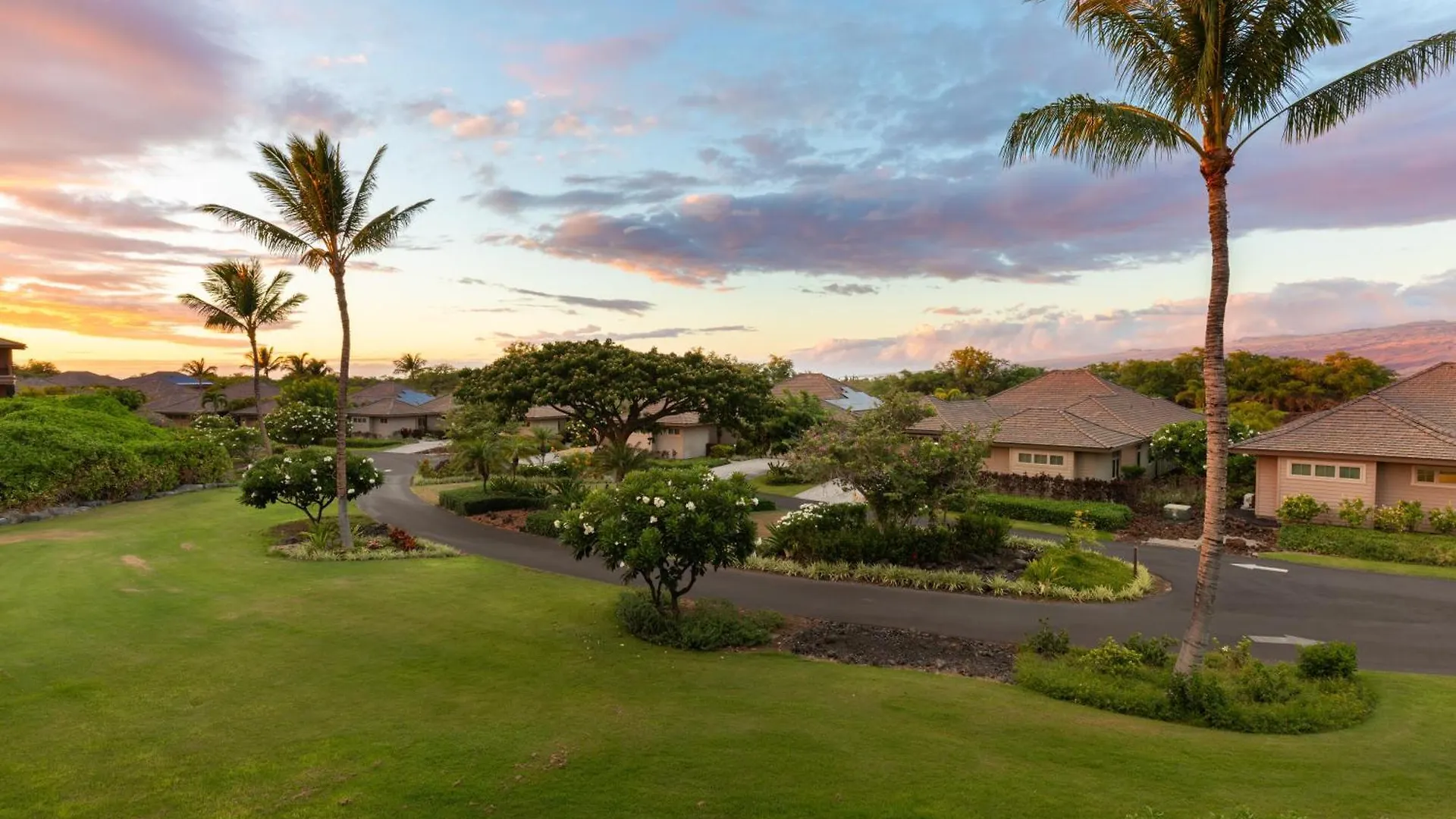 Big Island Oasis ~ Family Oasis Beach Gear Bikes Ping Pong Beach Club Included Waikoloa United States